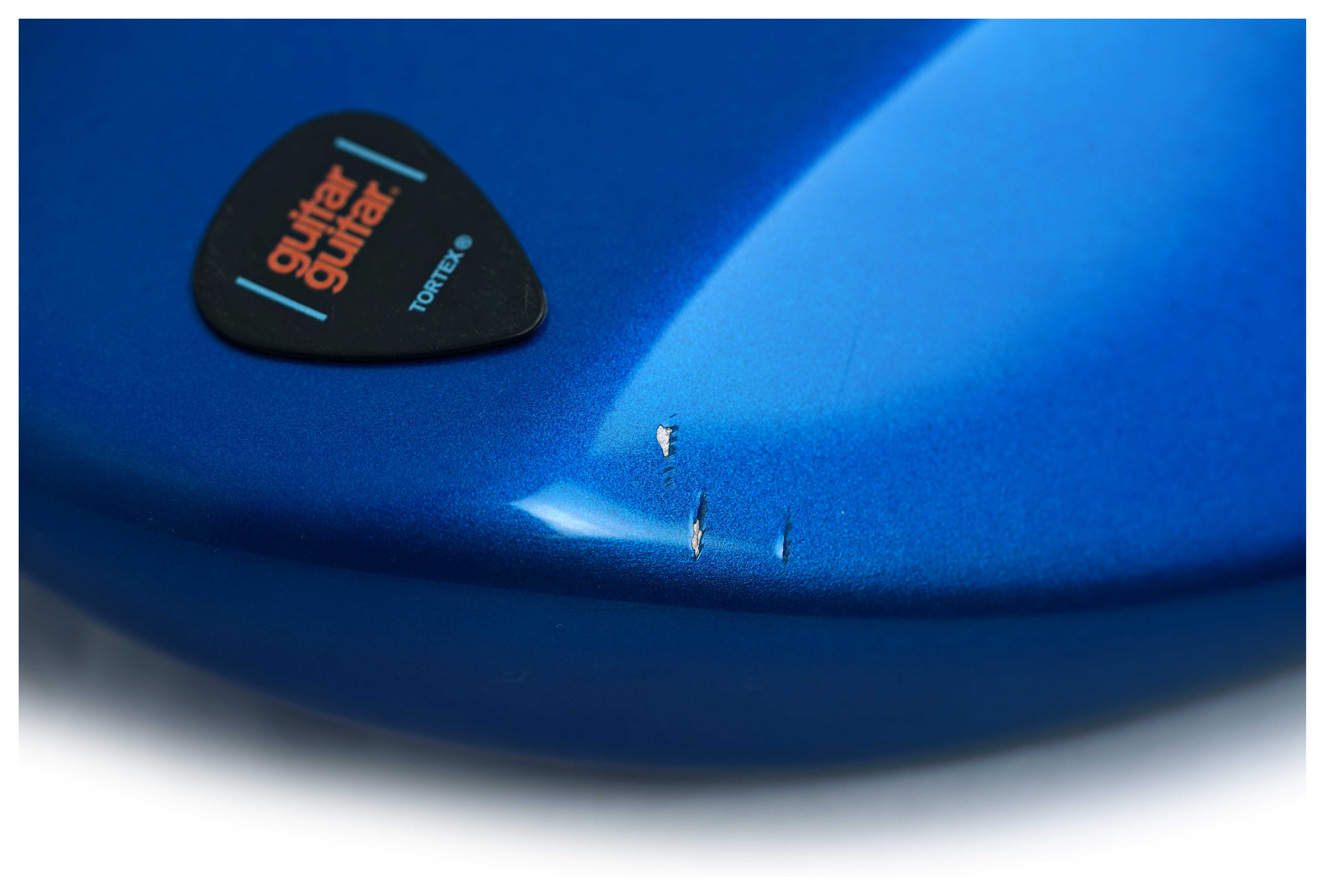 Fender 2002 American Stratocaster Chrome Blue Rosewood Fingerboard (Pre-Owned)