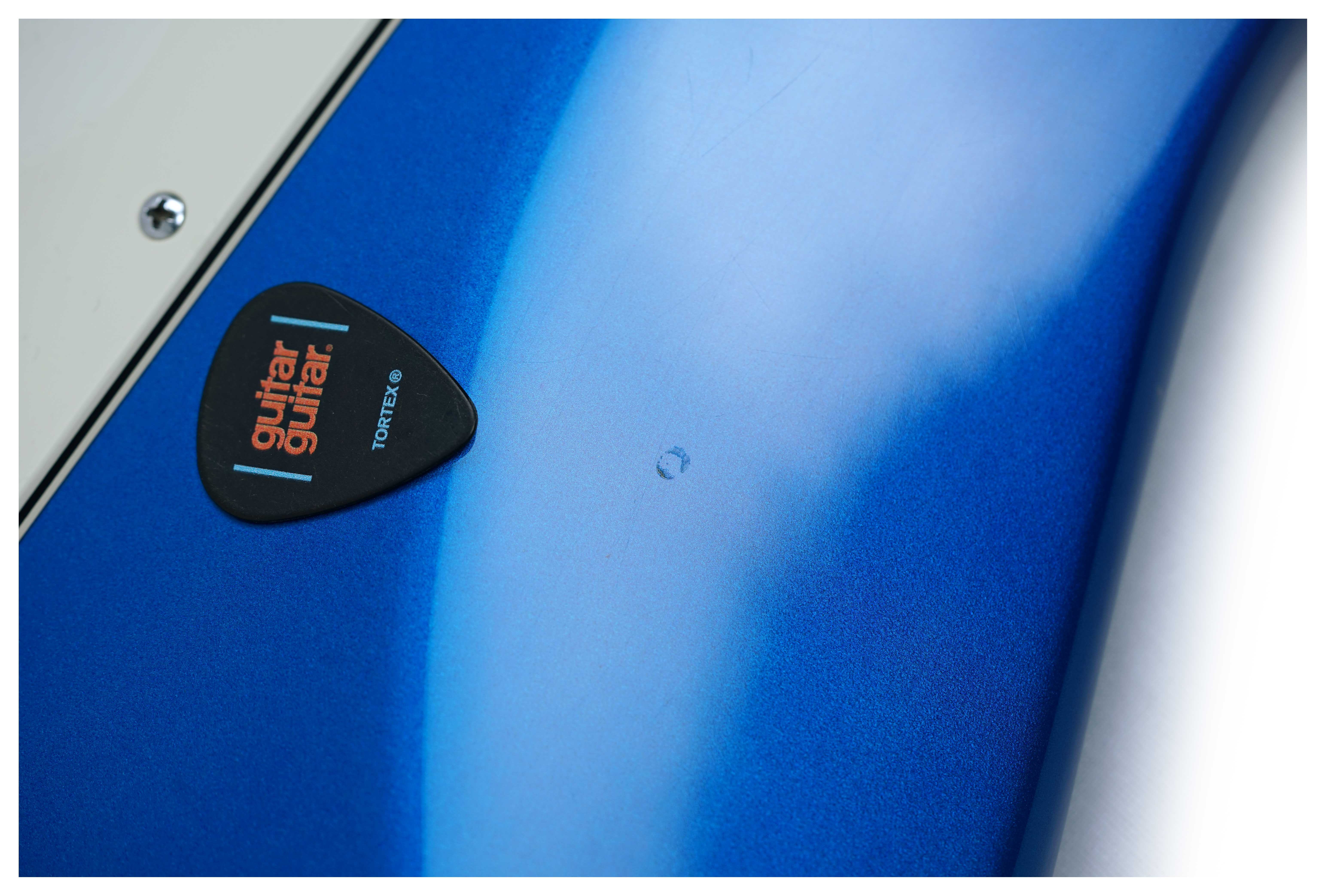 Fender 2002 American Stratocaster Chrome Blue Rosewood Fingerboard (Pre-Owned)