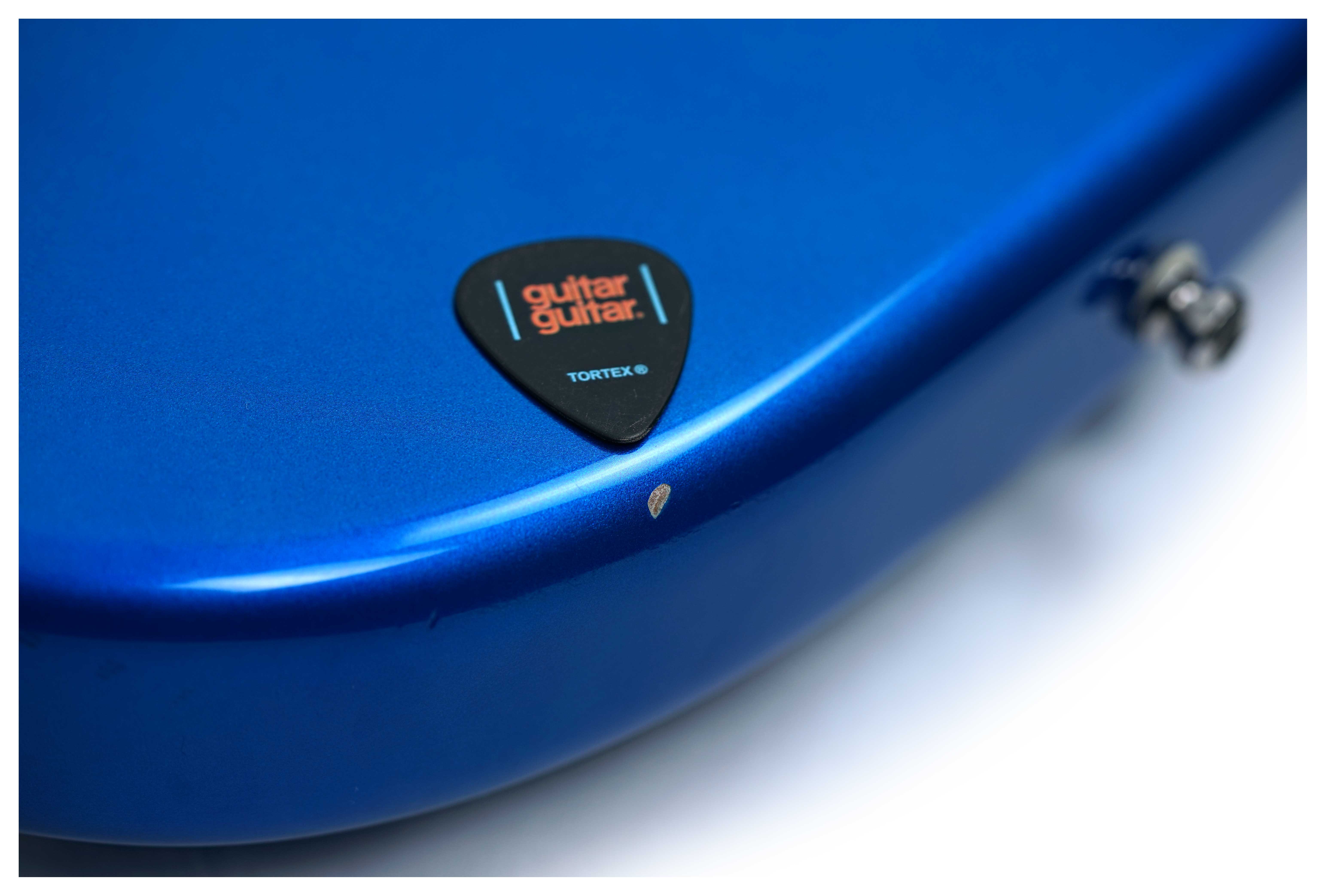 Fender 2002 American Stratocaster Chrome Blue Rosewood Fingerboard (Pre-Owned)