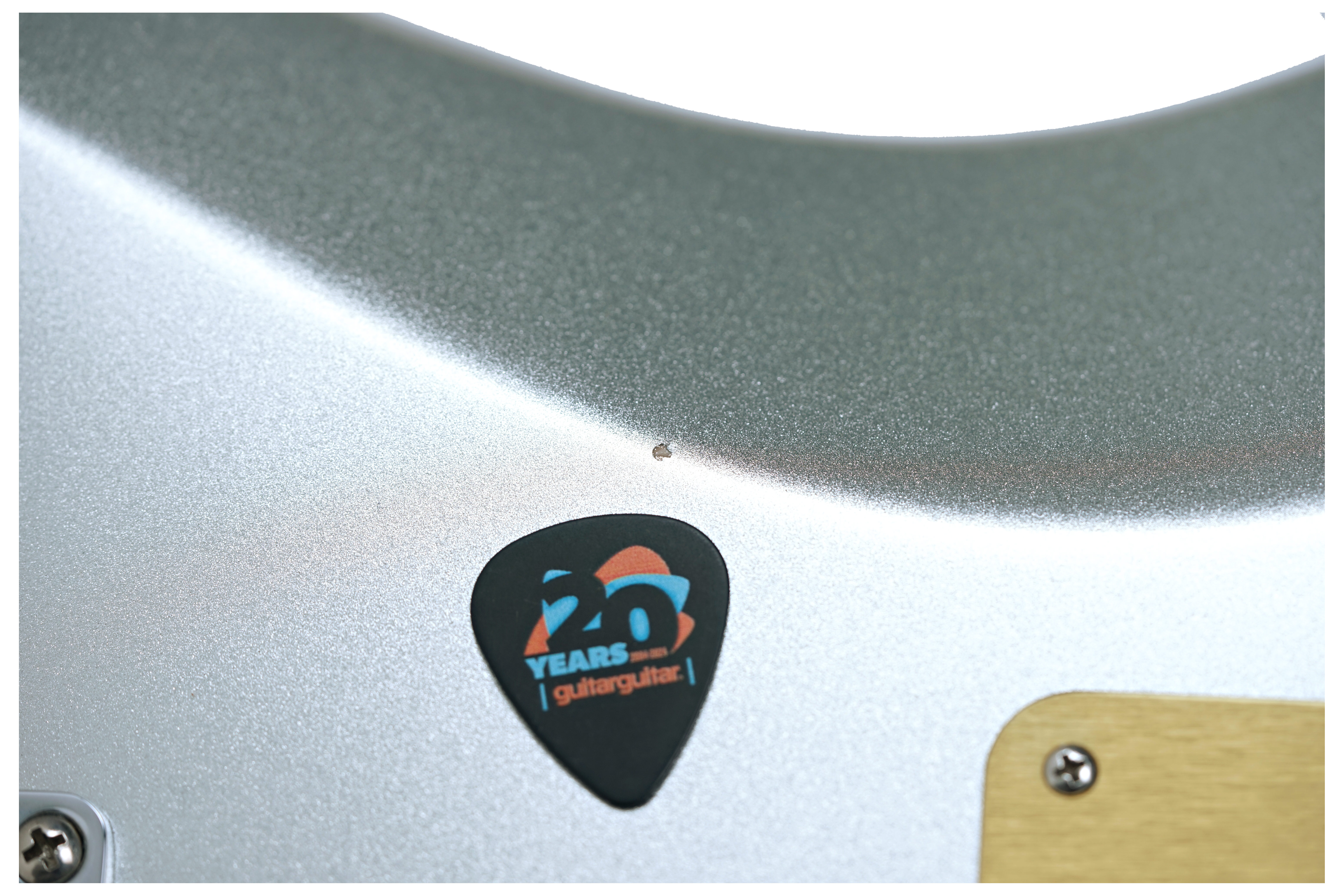 Fender 2021 FSR American Ultra Stratocaster Quicksilver Ebony Fingerboard  (Pre-Owned)