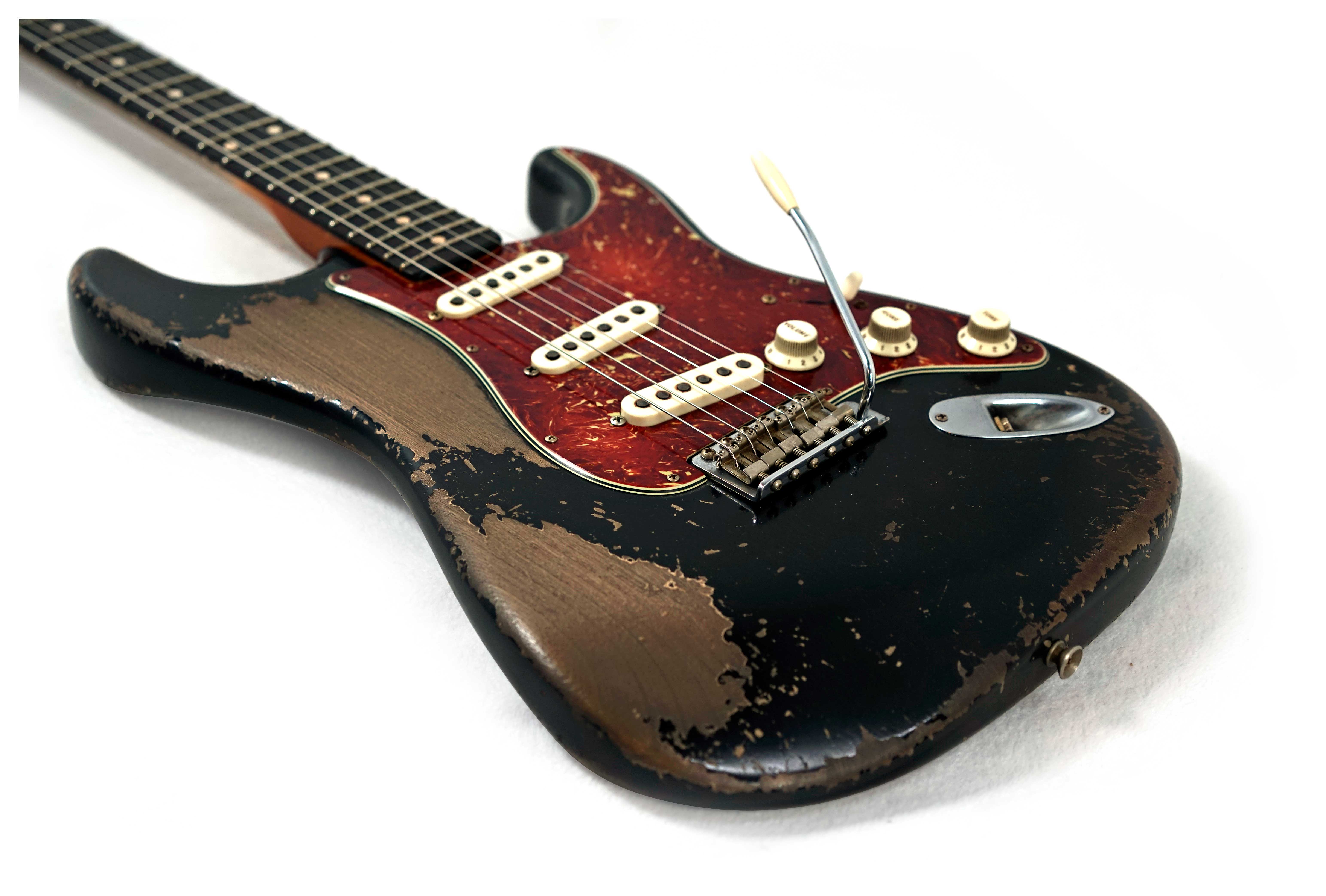 Fender Custom Shop 2024 Masterbuilt Dale Wilson 61 Stratocaster Heavy Relic Black (Pre-Owned)