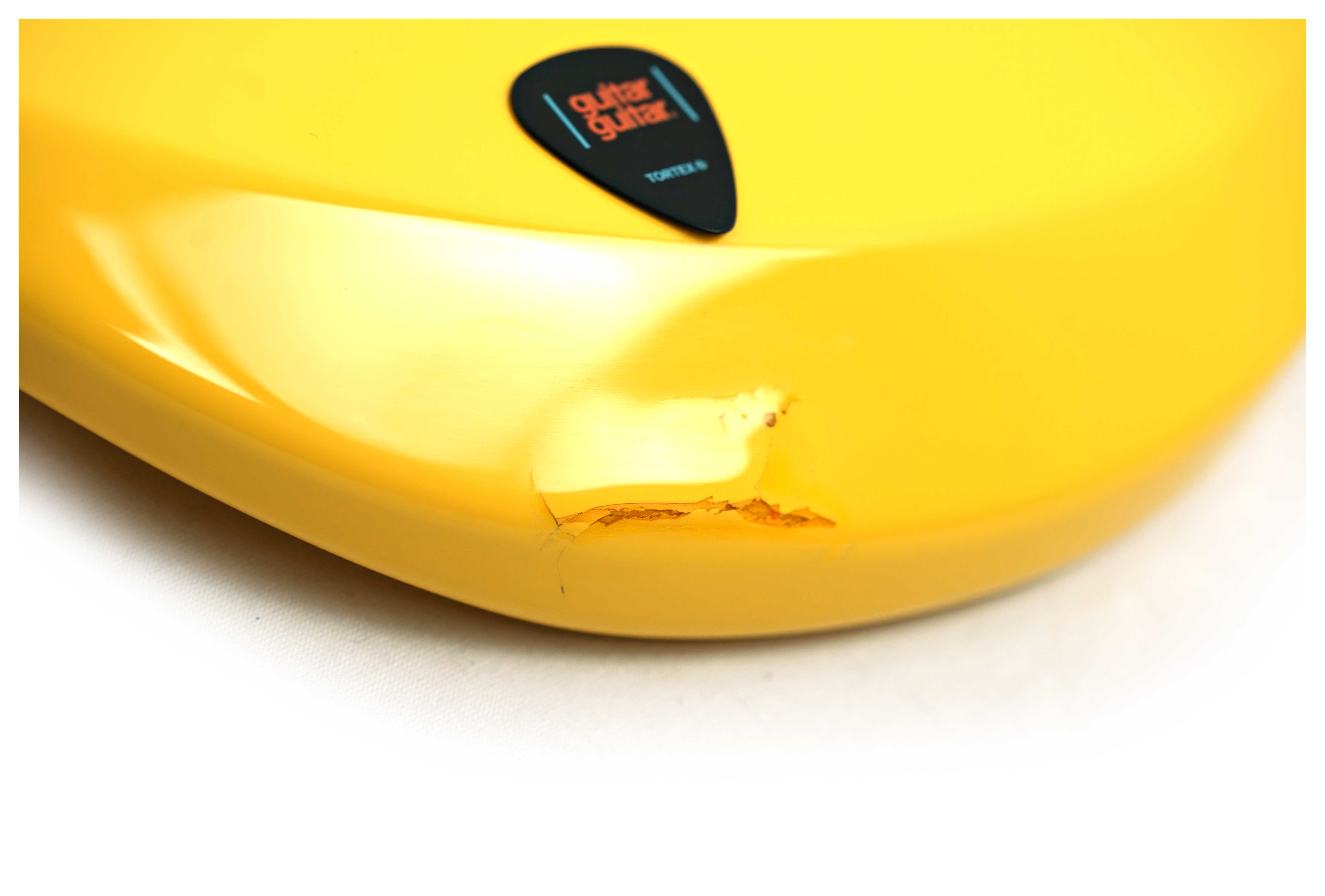 Dingwall Combustion NG2 5-String Ferrari Yellow (Pre-Owned)