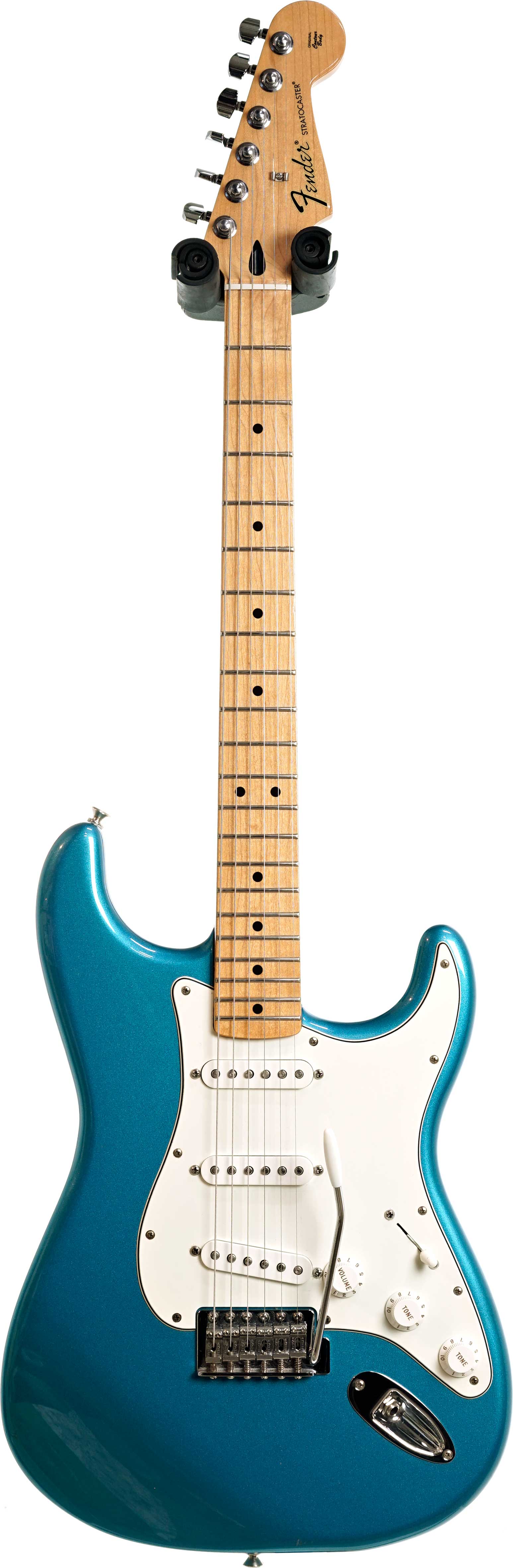 Fender Standard Stratocaster Lake Placid Blue Maple Fingerboard (Pre-Owned)