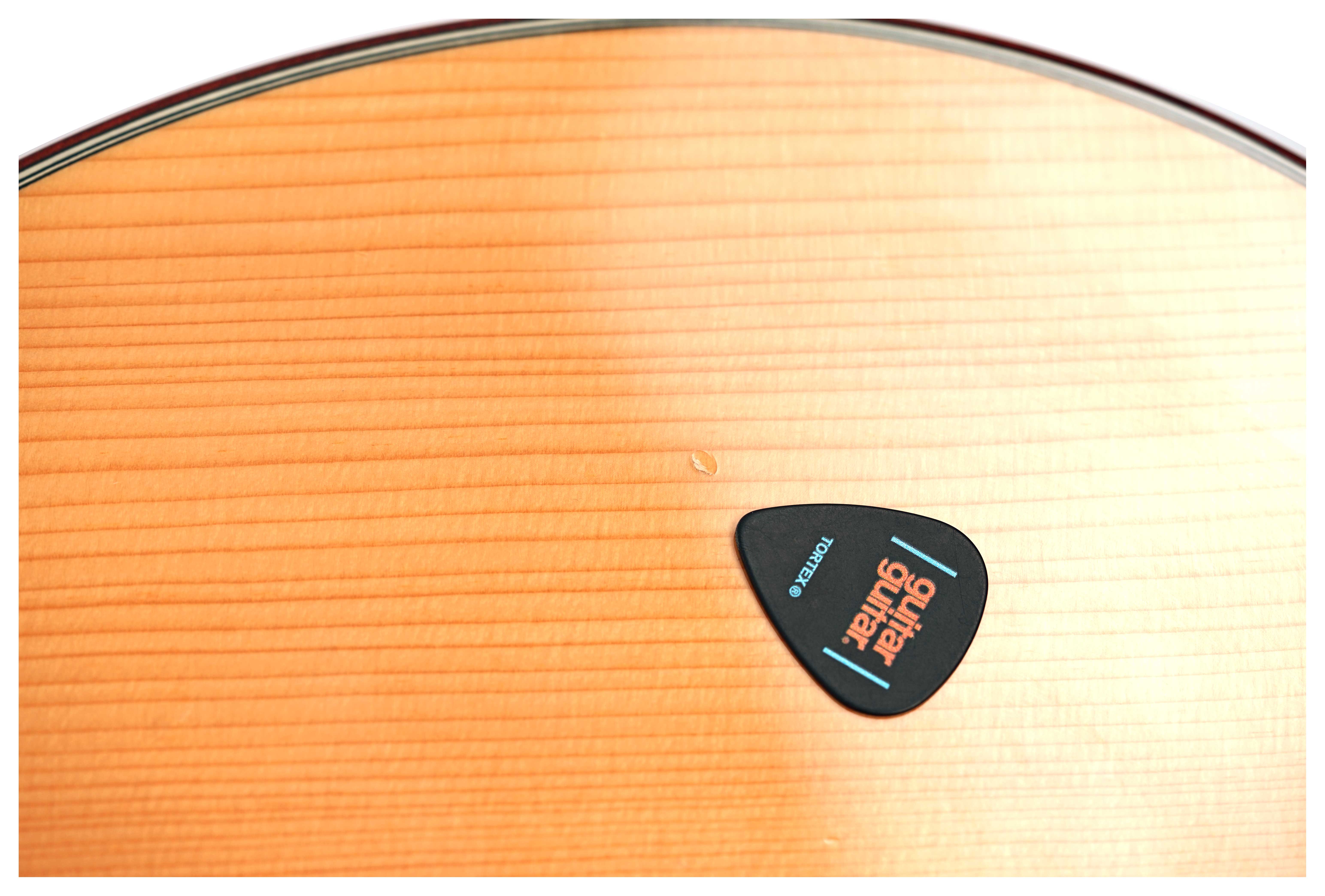 Taylor 2013 Custom Grand Auditorium Spruce/Rosewood (Pre-Owned)