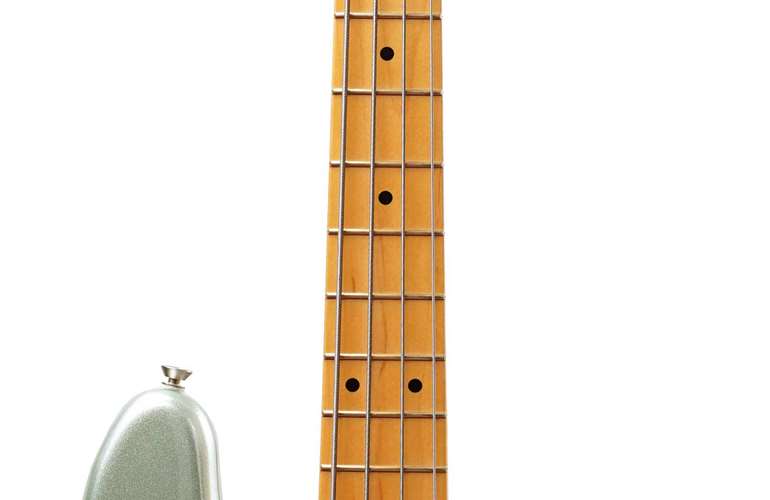 Fender 2021 American Professional II Jazz Bass Mystic Surf Green Maple Fingerboard (Pre-Owned) #US210008543 Fender 2021 American Professional II Jazz Bass Mystic Surf Green Maple Fingerboard (Pre-Owned) #US210008543