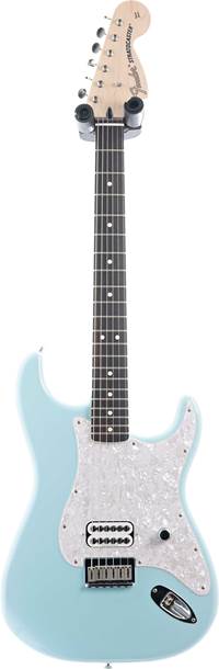 Fender 2023 Tom Delonge Stratocaster Rosewood Fingerboard Daphne Blue (Pre-Owned) #MX23028079