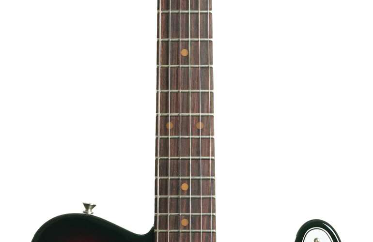 Fender 2023 American Vintage II 63 Telecaster 3 Rosewood Fingerboard 3 Colour Sunburst (Pre-Owned) #V2322016 Fender 2023 American Vintage II 63 Telecaster 3 Rosewood Fingerboard 3 Colour Sunburst (Pre-Owned) #V2322016