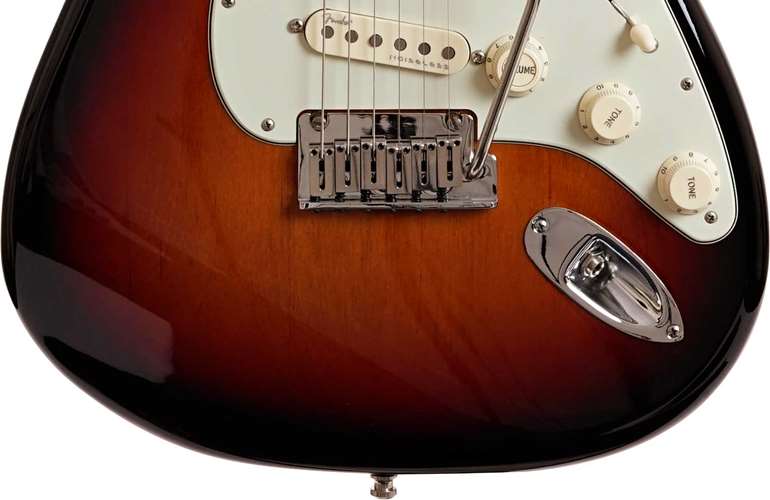 Fender  American Elite Stratocaster Maple Fingerboard Tobacco Sunburst (Pre-Owned) #US15027760 Fender  American Elite Stratocaster Maple Fingerboard Tobacco Sunburst (Pre-Owned) #US15027760