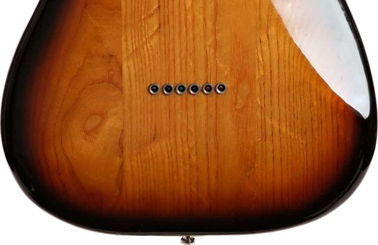 Fender 1979 Stratocaster 2 Tone Sunburst (Pre-Owned) #S944282 Fender 1979 Stratocaster 2 Tone Sunburst (Pre-Owned) #S944282