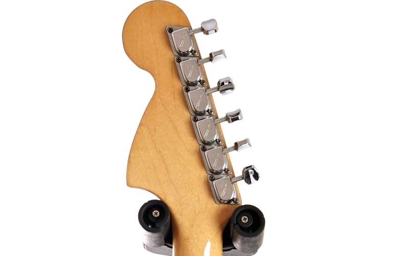 Fender 1979 Stratocaster 2 Tone Sunburst (Pre-Owned) #S944282 Fender 1979 Stratocaster 2 Tone Sunburst (Pre-Owned) #S944282