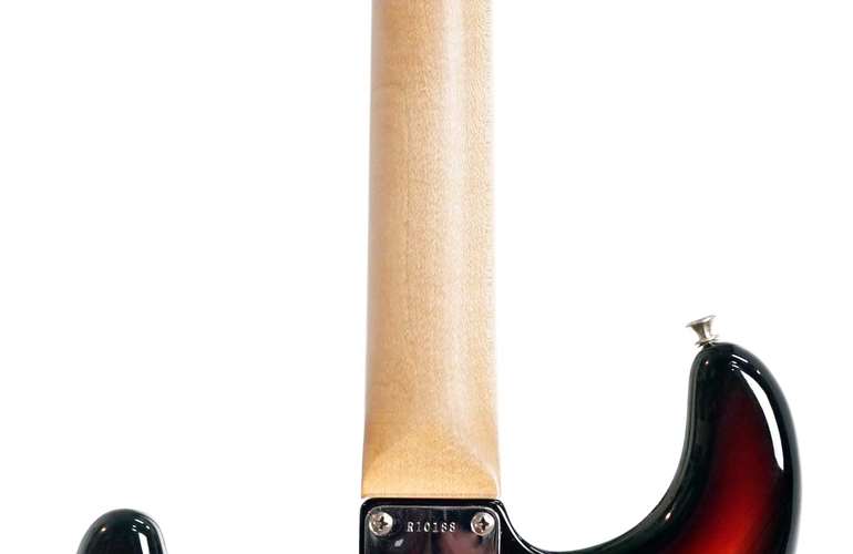 Fender Custom Shop 2001 '60 Stratocaster NOS 3 Tone Sunburst (Pre-Owned) #R10188 Fender Custom Shop 2001 '60 Stratocaster NOS 3 Tone Sunburst (Pre-Owned) #R10188