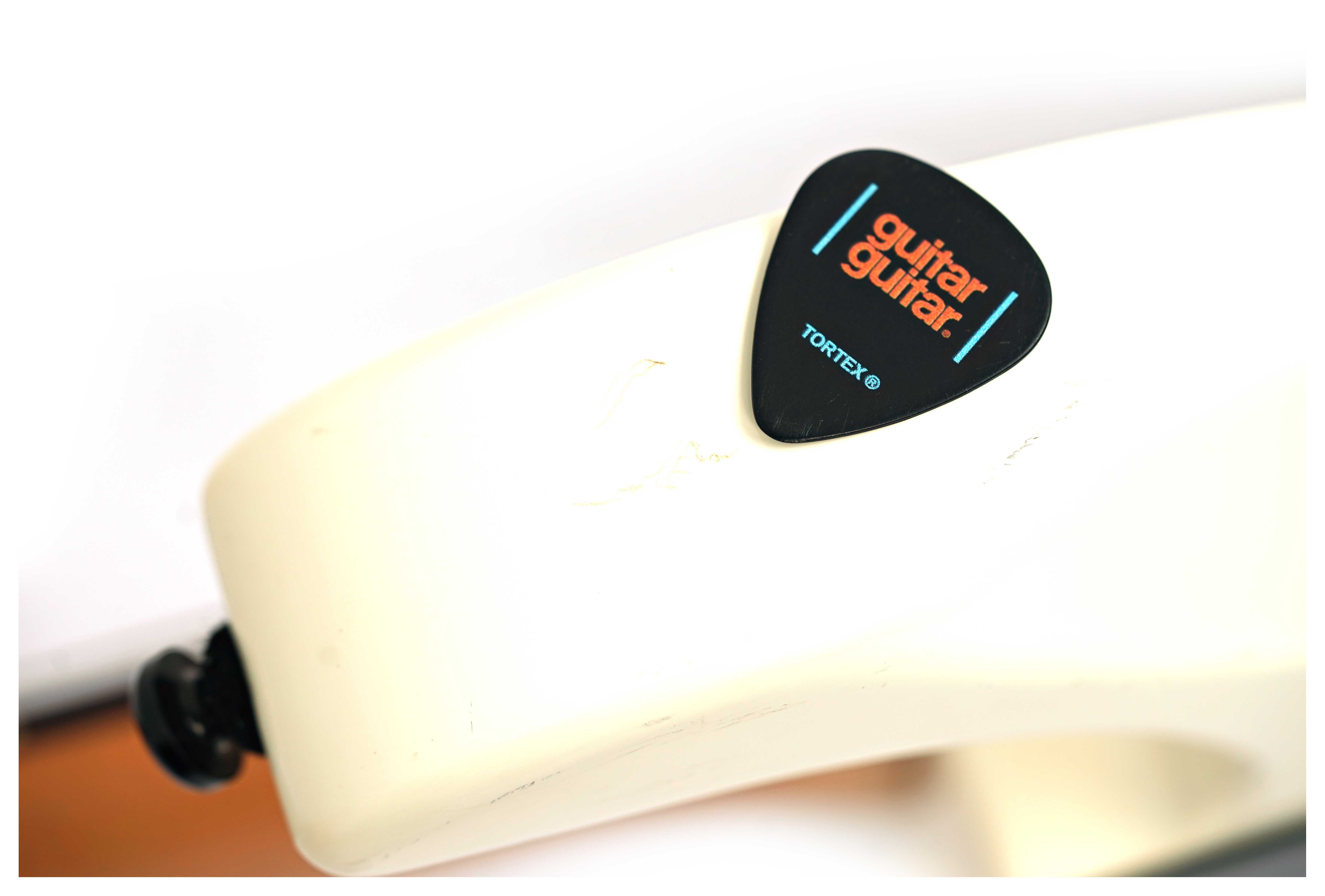 Fernandes STJ-80BT Buck Tick Hisashi Imai Signature White (Pre-Owned)