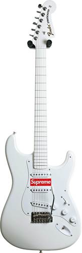 Fender 2017 Limited Edition Supreme Stratocaster White (Pre-Owned) #US17093032 Fender 2017 Limited Edition Supreme Stratocaster White (Pre-Owned) #US17093032