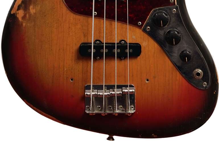 Fender 1969 Jazz Bass Three Tone Sunburst (Pre-Owned) #254746 Fender 1969 Jazz Bass Three Tone Sunburst (Pre-Owned) #254746