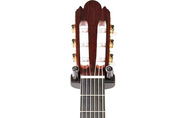Manuel Raimundo 660E Cedar/Rosewood Left Handed (Pre-Owned) Manuel Raimundo 660E Cedar/Rosewood Left Handed (Pre-Owned)