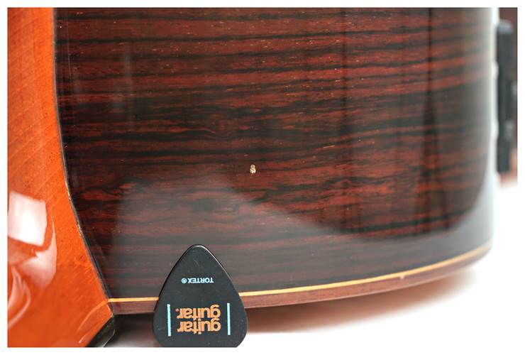 Manuel Raimundo 660E Cedar/Rosewood Left Handed (Pre-Owned) Manuel Raimundo 660E Cedar/Rosewood Left Handed (Pre-Owned)