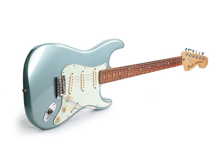 Fender 2017 Deluxe Roadhouse Stratocaster Pau Ferro Fingerboard Mystic Ice Blue (Pre-Owned) #MX17948900 Fender 2017 Deluxe Roadhouse Stratocaster Pau Ferro Fingerboard Mystic Ice Blue (Pre-Owned) #MX17948900