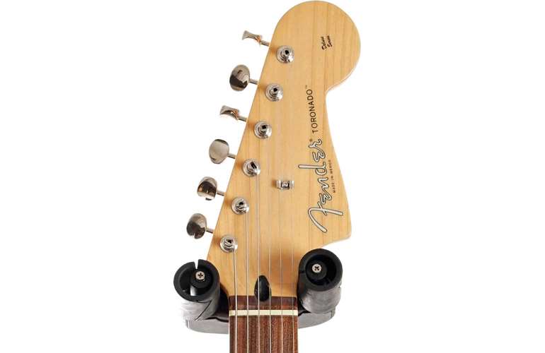 Fender 2001 Toronado Deluxe Candy Apple Red Rosewood Fingerboard (Pre-Owned) #MZ0185263 Fender 2001 Toronado Deluxe Candy Apple Red Rosewood Fingerboard (Pre-Owned) #MZ0185263
