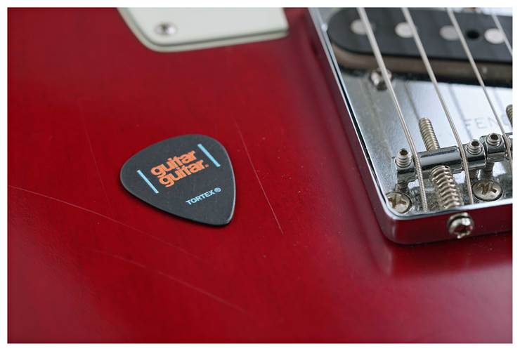 Fender 2009 Highway One Telecaster Trans Wine Maple Fingerboard (Pre-Owned) #Z8254079 Fender 2009 Highway One Telecaster Trans Wine Maple Fingerboard (Pre-Owned) #Z8254079