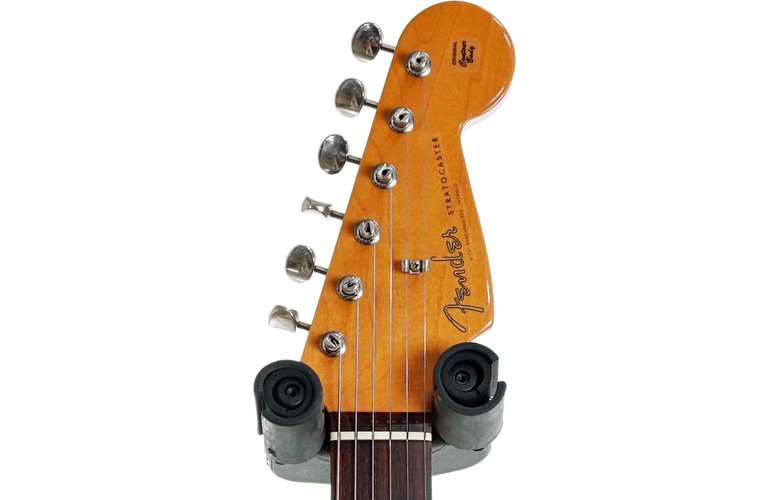 Fender 1995 Vintage Series 1962 Stratocaster Fiesta Red Rosewood Fingerboard (Pre-Owned) #V082554 Fender 1995 Vintage Series 1962 Stratocaster Fiesta Red Rosewood Fingerboard (Pre-Owned) #V082554