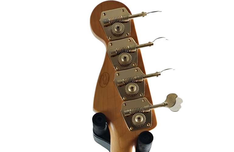 Fender Custom Shop 1991 Fretless Jazz Bass '62 Reissue Jazz Bass Blonde (Pre-Owned) #V049708 Fender Custom Shop 1991 Fretless Jazz Bass '62 Reissue Jazz Bass Blonde (Pre-Owned) #V049708