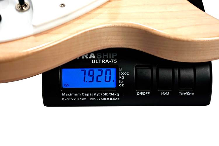 Rickenbacker 2021 330 Mapleglo (Pre-Owned) #2130784 Rickenbacker 2021 330 Mapleglo (Pre-Owned) #2130784