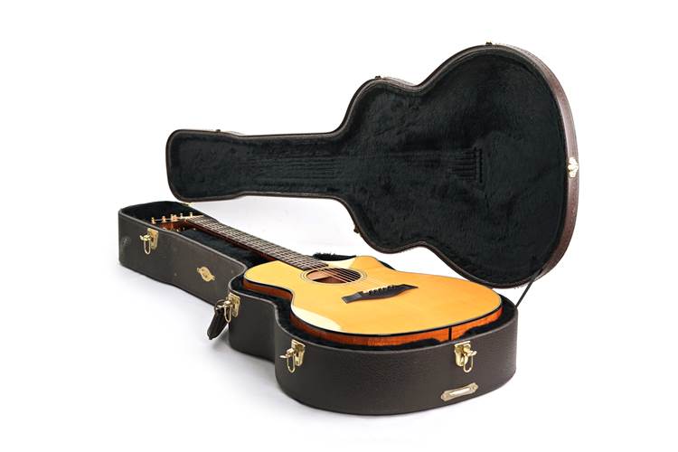Taylor 2002 K14CE Electro Acoustic (Pre-Owned) #20020221142 Taylor 2002 K14CE Electro Acoustic (Pre-Owned) #20020221142