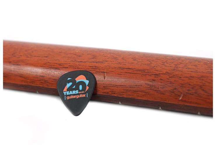 Martin 2001 00018 (Pre-Owned) #873911 Martin 2001 00018 (Pre-Owned) #873911