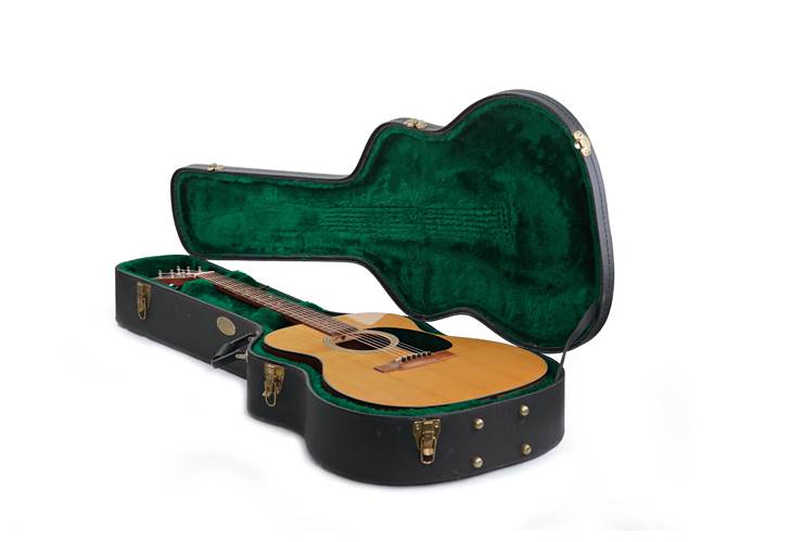 Martin 2001 00018 (Pre-Owned) #873911 Martin 2001 00018 (Pre-Owned) #873911