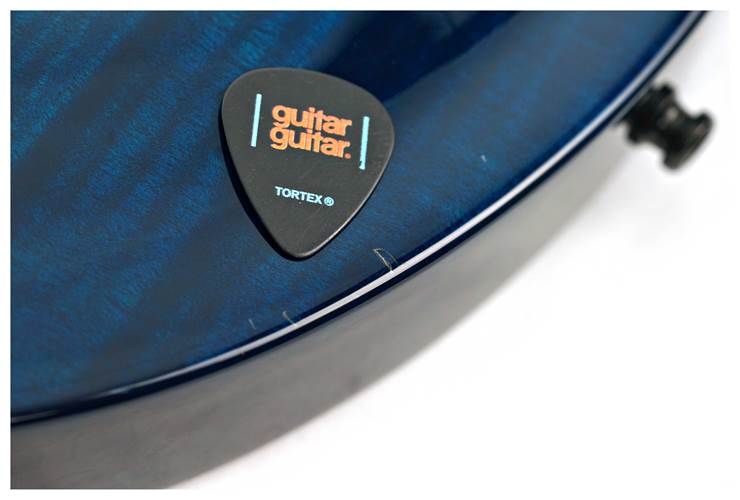 Godin 1996 LGX Trans Blue Flame (Pre-Owned) #95473448 Godin 1996 LGX Trans Blue Flame (Pre-Owned) #95473448