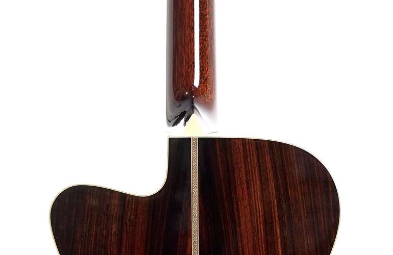 Collings OM2H Cutaway Sunburst (Pre-Owned) #25036 Collings OM2H Cutaway Sunburst (Pre-Owned) #25036