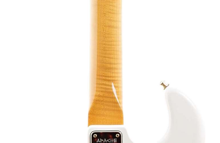 Burns 2013 Apache White (Pre-Owned) #0121 Burns 2013 Apache White (Pre-Owned) #0121