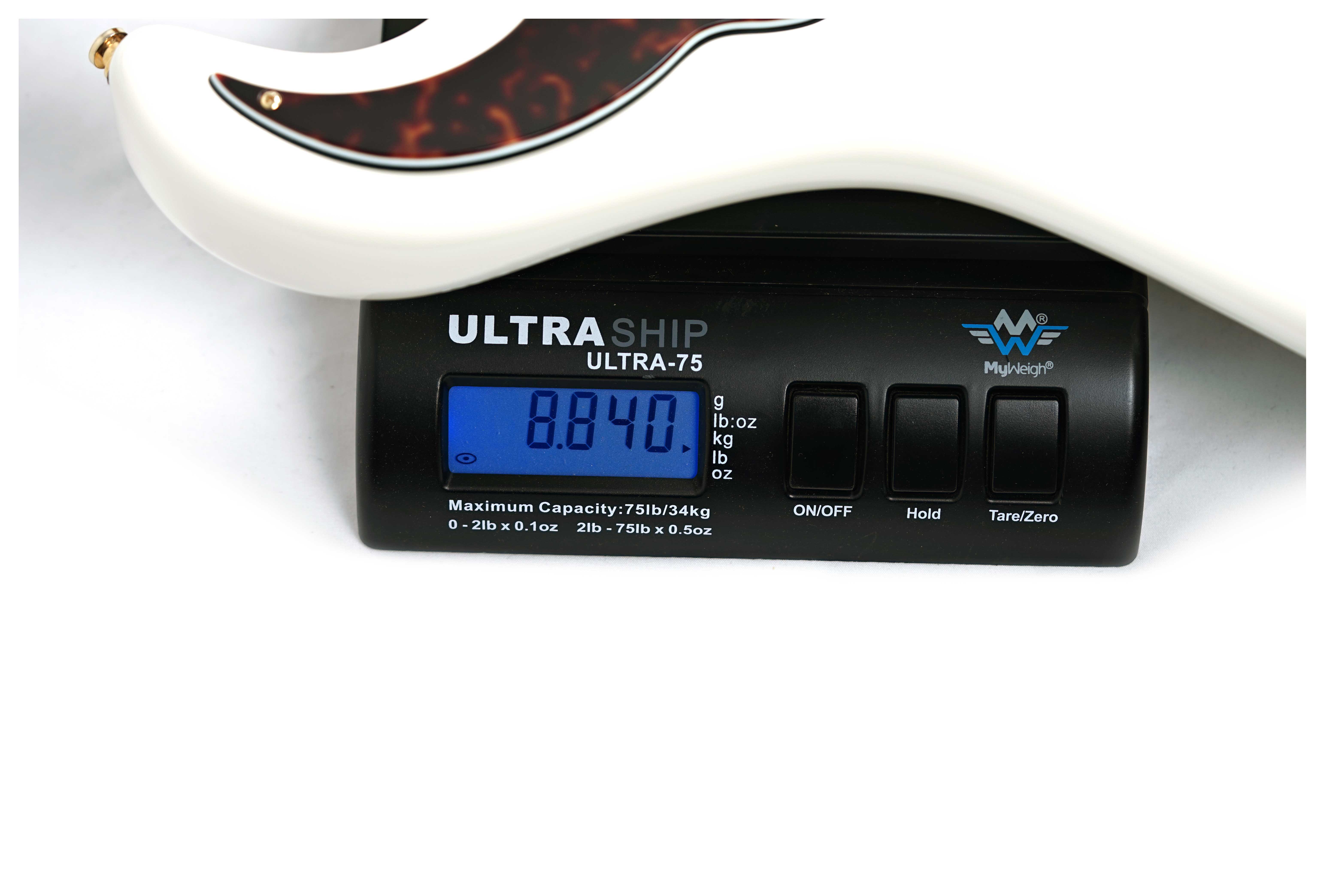 Burns 2013 Apache White (Pre-Owned) #0121