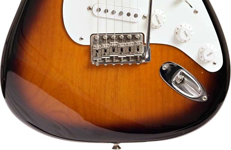 Fender 2017 American Original '50s Stratocaster 2 Tone Sunburst Maple Fingerboard (Pre-Owned) #V1744320 Fender 2017 American Original '50s Stratocaster 2 Tone Sunburst Maple Fingerboard (Pre-Owned) #V1744320