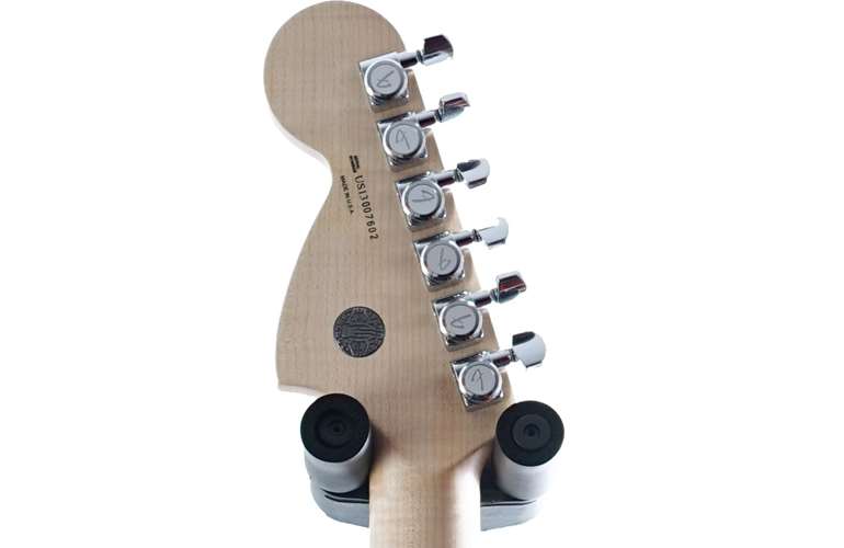Fender 2013 Select Stratocaster HSS Rosewood Fingerboard Tobacco Sunburst (Pre-Owned) #US13007602 Fender 2013 Select Stratocaster HSS Rosewood Fingerboard Tobacco Sunburst (Pre-Owned) #US13007602