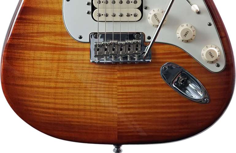 Fender 2013 Select Stratocaster HSS Rosewood Fingerboard Tobacco Sunburst (Pre-Owned) #US13007602 Fender 2013 Select Stratocaster HSS Rosewood Fingerboard Tobacco Sunburst (Pre-Owned) #US13007602