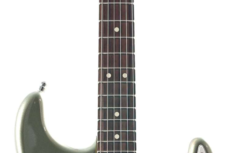 Fender 2012 American Standard Stratocaster Rosewood Fingerboard Jade Pearl Metallic (Pre-Owned) #US12029985 Fender 2012 American Standard Stratocaster Rosewood Fingerboard Jade Pearl Metallic (Pre-Owned) #US12029985