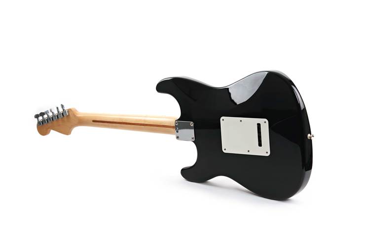 Fender 2000 Standard Stratocaster Maple Fingerboard Black (Pre-Owned) #MZO097371 Fender 2000 Standard Stratocaster Maple Fingerboard Black (Pre-Owned) #MZO097371