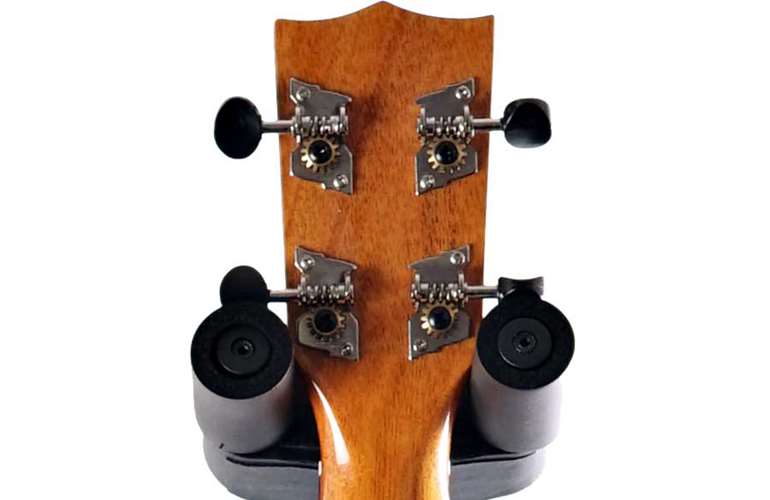 Makai LC80W Ukulele Solid Cedar Top with Willow Back and Sides (Pre-Owned) Makai LC80W Ukulele Solid Cedar Top with Willow Back and Sides (Pre-Owned)