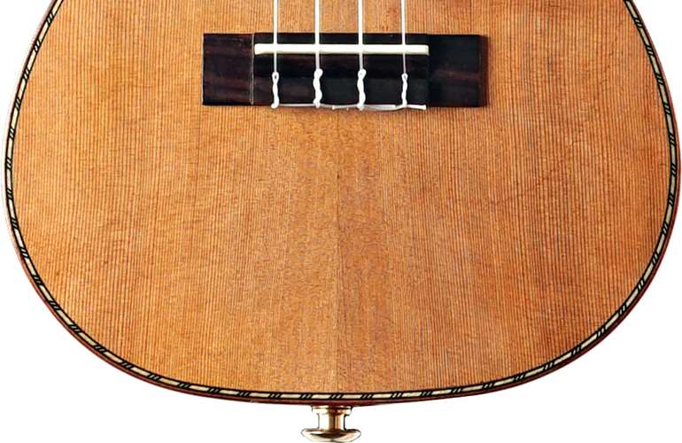 Makai LC80W Ukulele Solid Cedar Top with Willow Back and Sides (Pre-Owned) Makai LC80W Ukulele Solid Cedar Top with Willow Back and Sides (Pre-Owned)