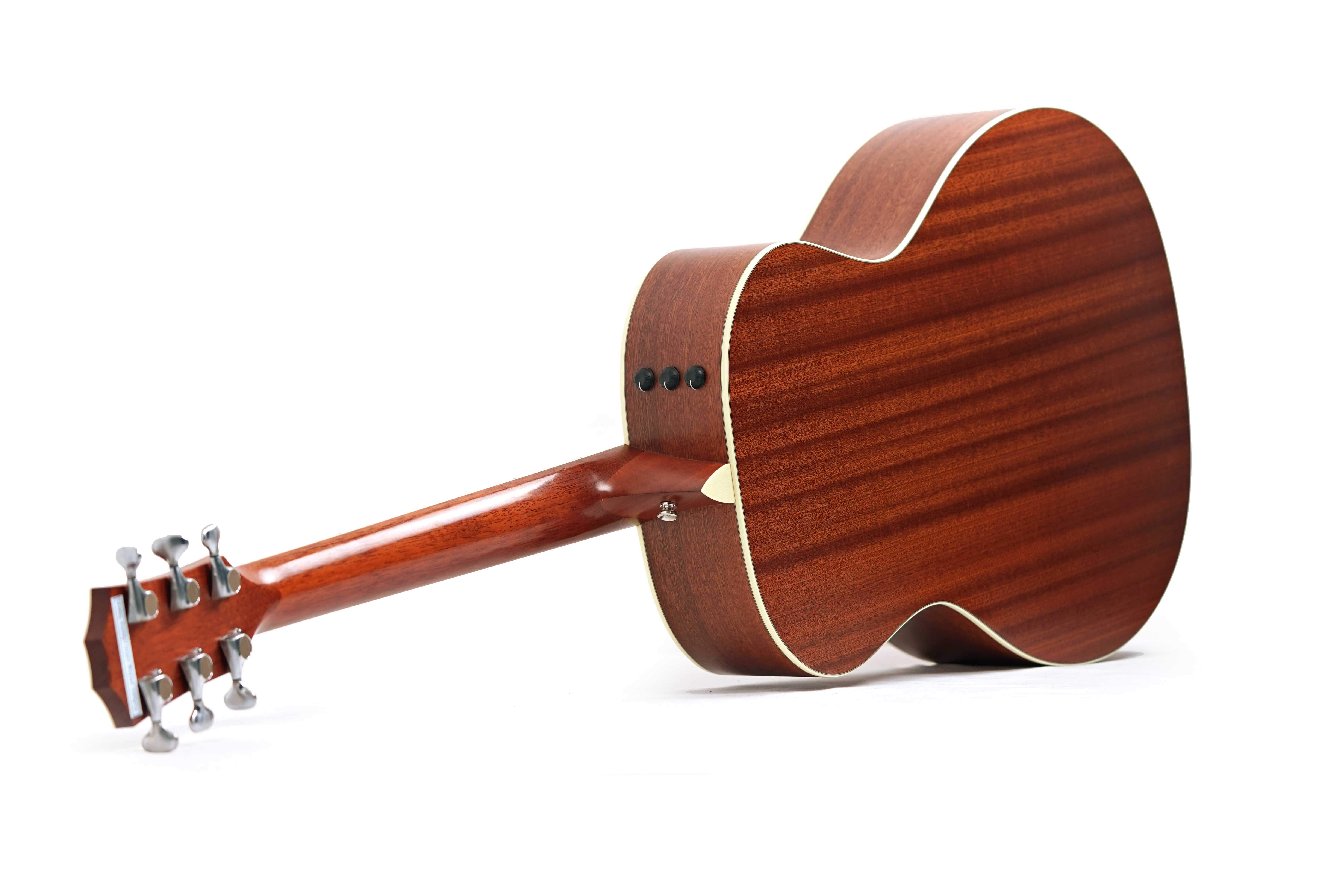 Taylor 2015 Grand Auditorium Satin Cherry Sunburst (Pre-Owned) #1112145130