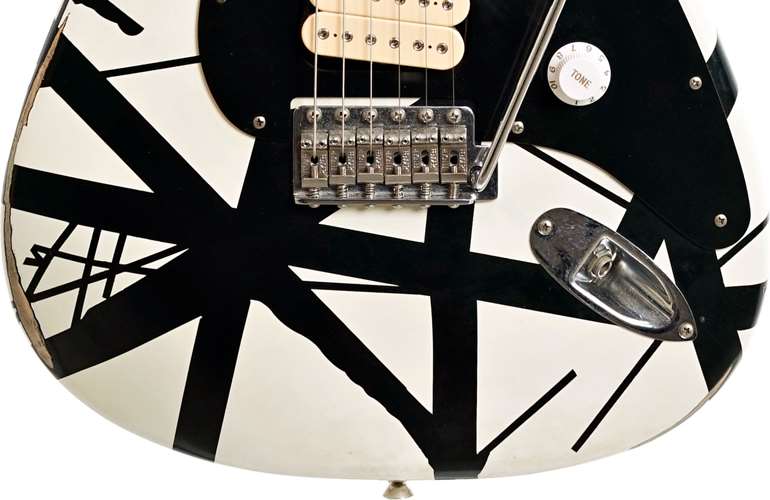 EVH Striped Series '78 Eruption, Maple Fingerboard White with Black Stripe (Pre-Owned) #EVH2202798 EVH Striped Series '78 Eruption, Maple Fingerboard White with Black Stripe (Pre-Owned) #EVH2202798
