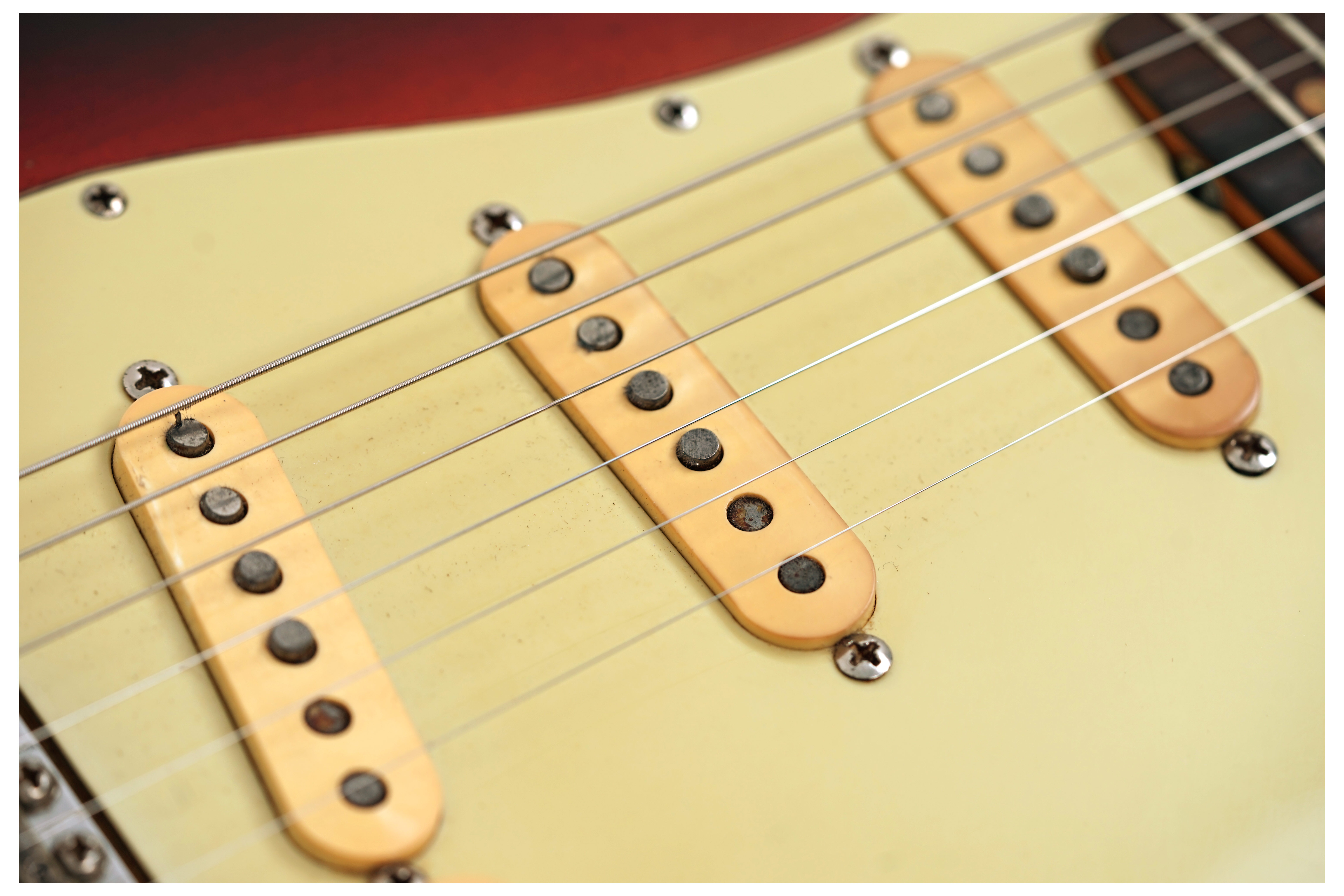 Fender 1963 Stratocaster 3-Tone Sunburst Rosewood Fingerboard (Pre-Owned) #97768