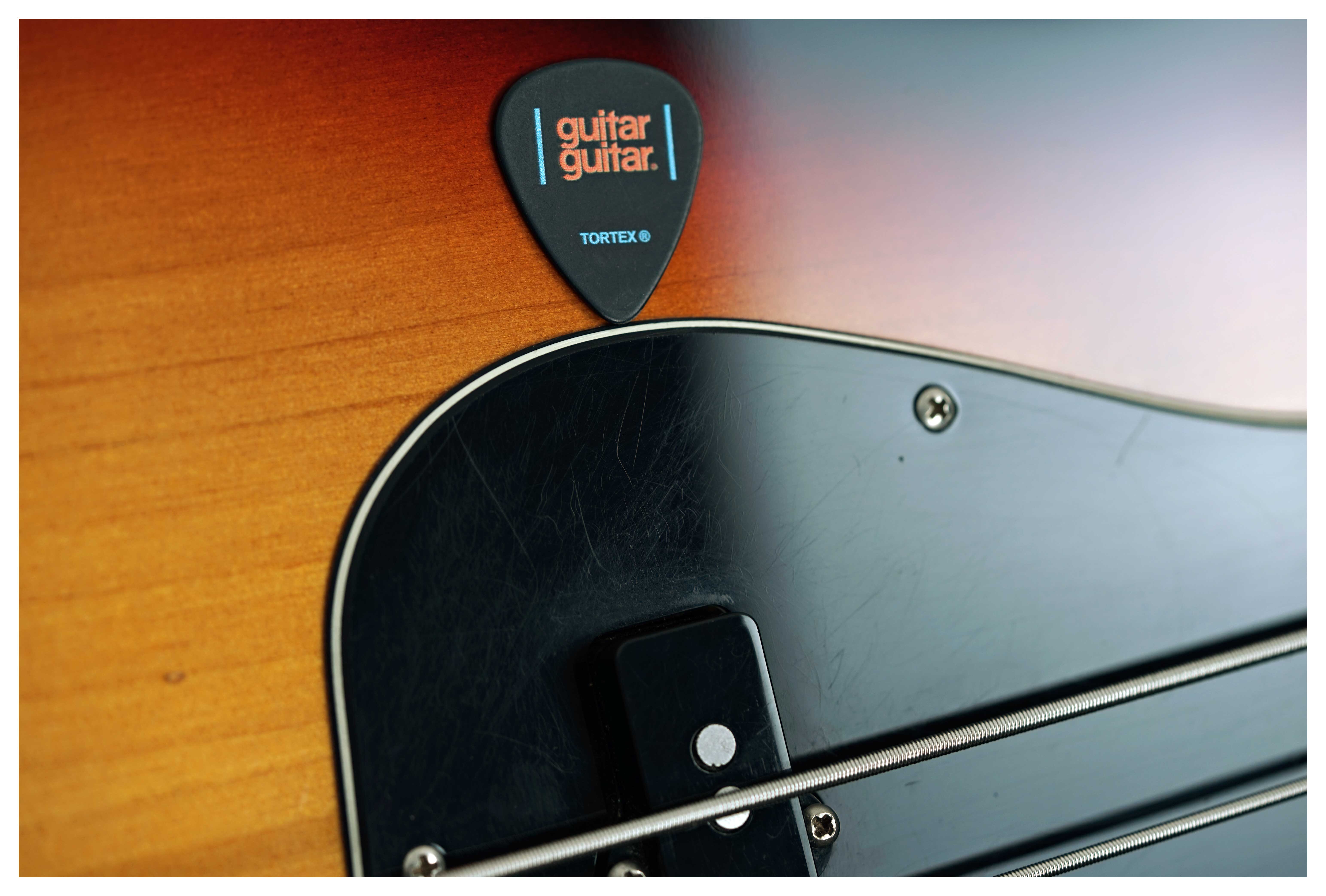 Fender 2014 Classic Series 70s Jazz Bass 3 Colour Sunburst Rosewood Fingerboard (Pre-Owned) #MX14479188