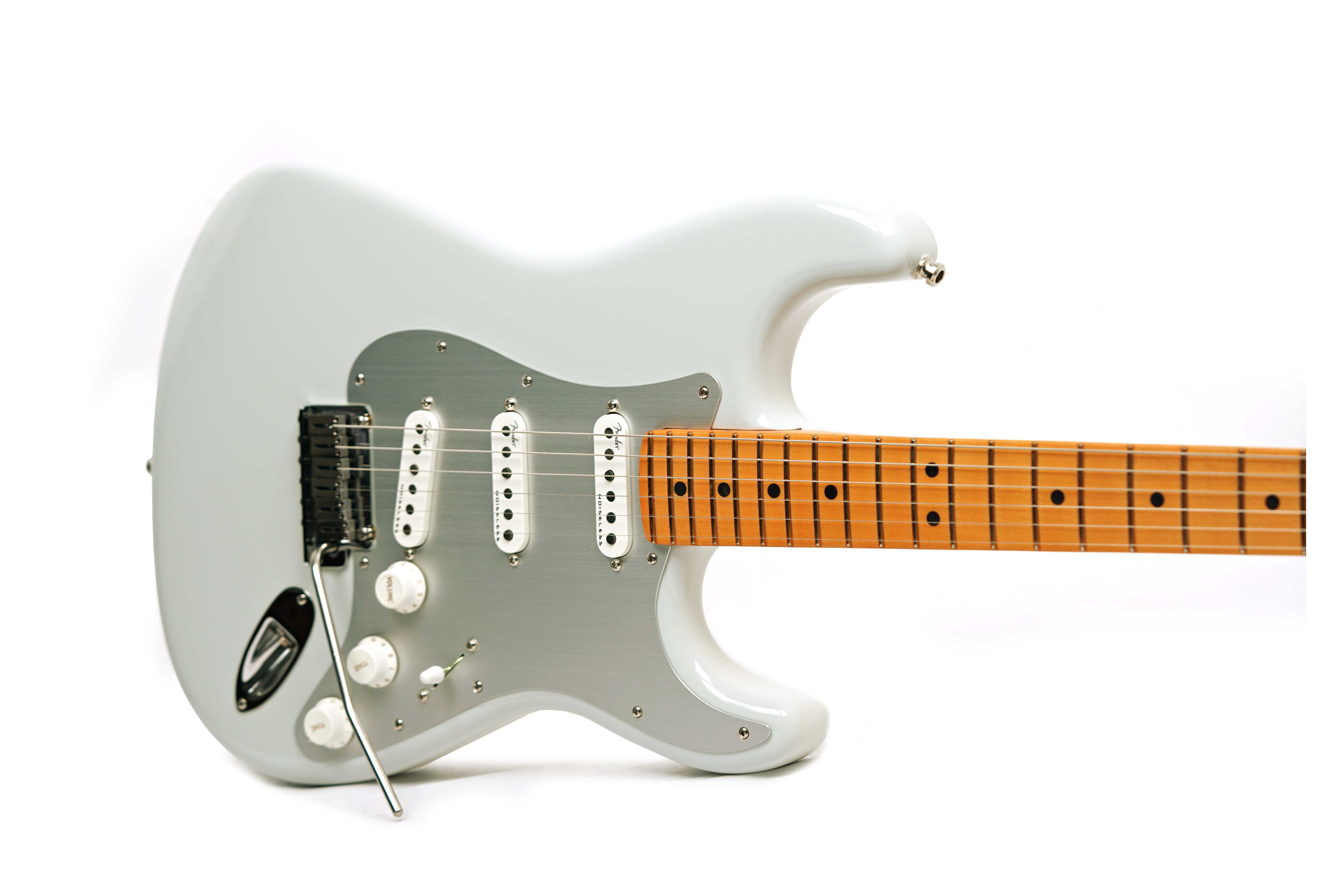 Fender 2024 American Ultra II Stratocaster Maple Fingerboard Avalanche (Pre-Owned) #US240012951