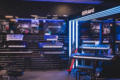 guitarguitar Roland store