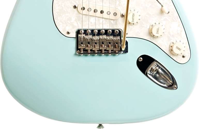 Fender 2013 Classic Series 50's Stratocaster Daphne Blue (Pre-Owned) Fender 2013 Classic Series 50's Stratocaster Daphne Blue (Pre-Owned)