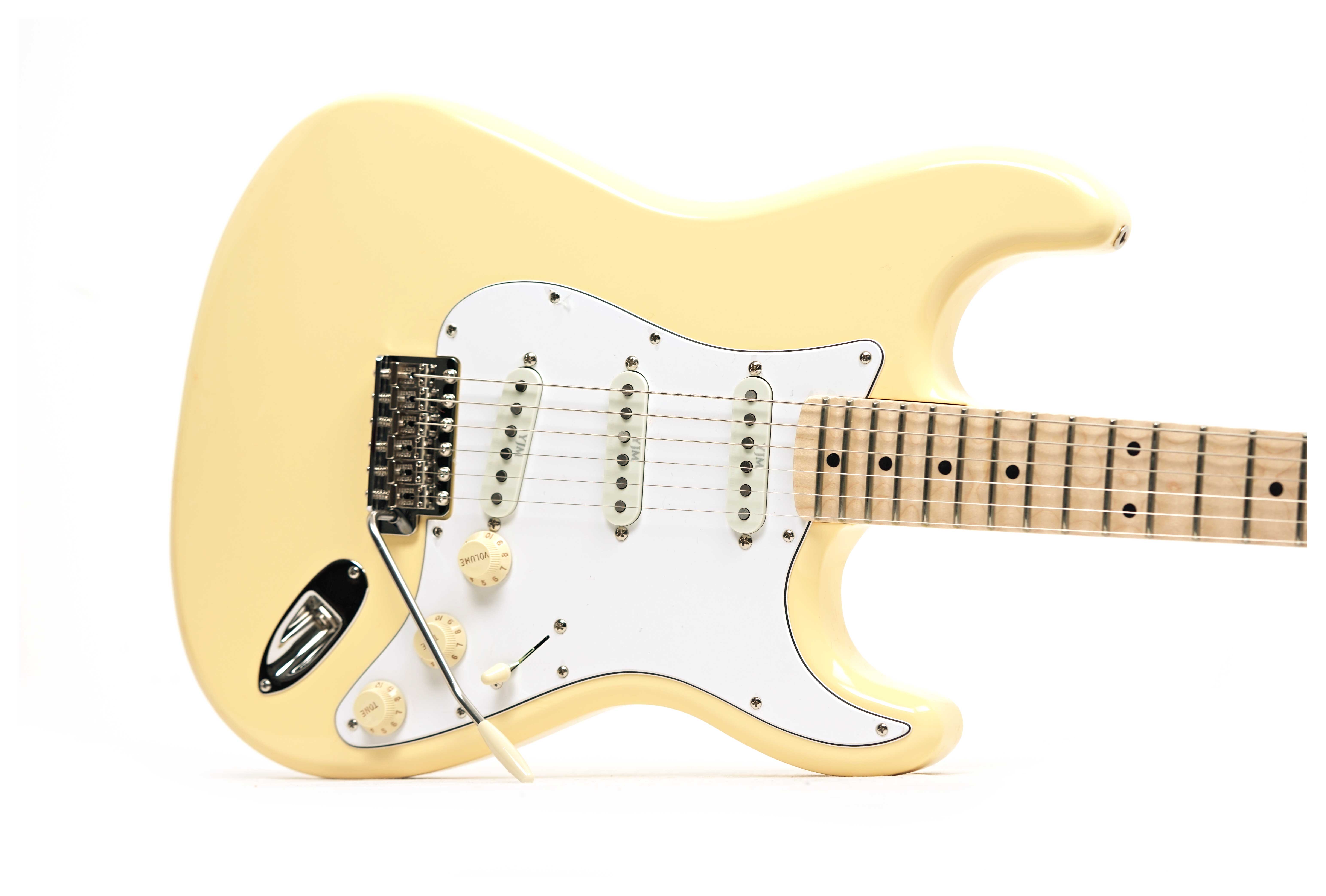 Fender Yngwie Malmsteen Stratocaster Vintage White Maple Fingerboard #US26021251