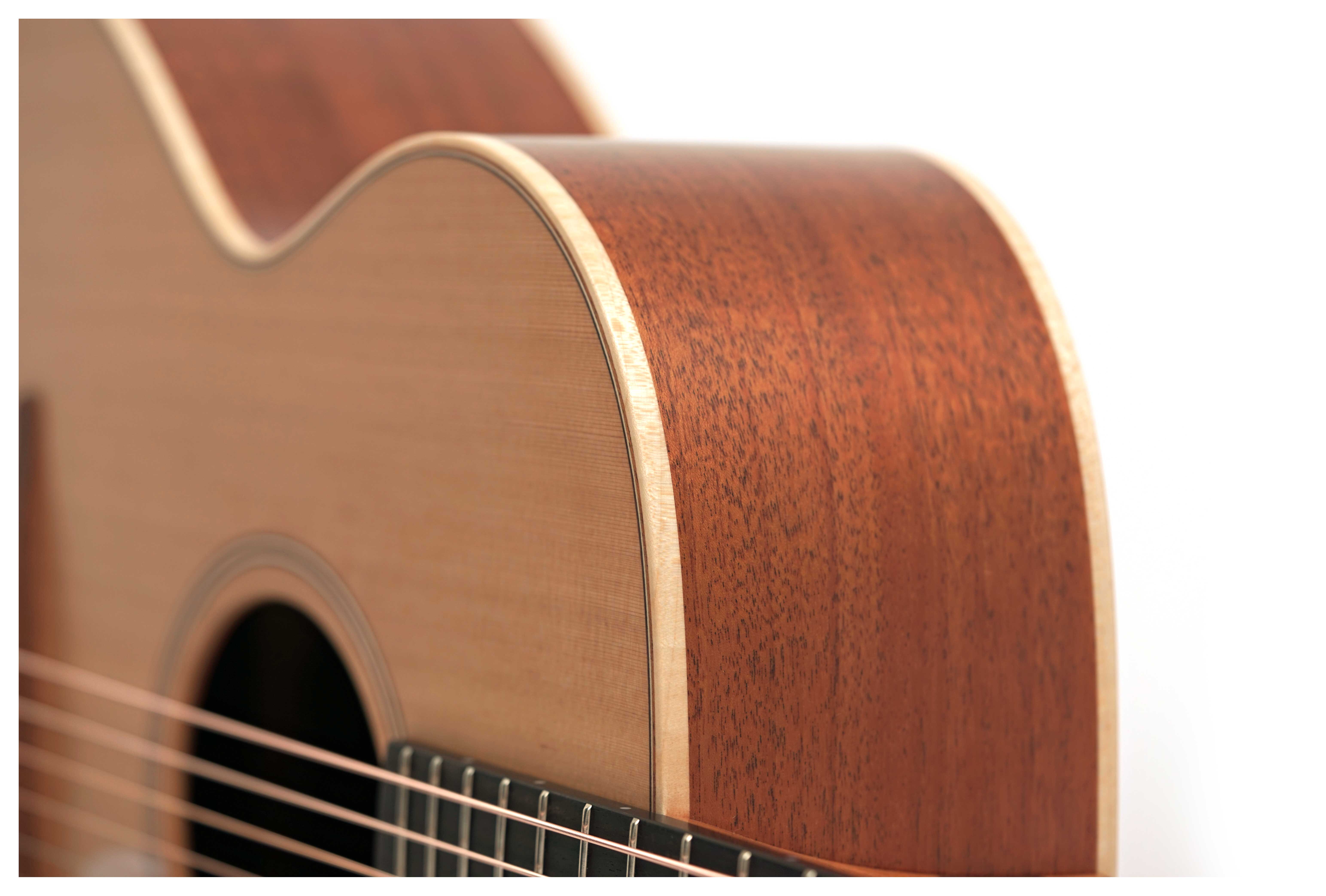 Lowden O22 Mahogany/Red Cedar #29338