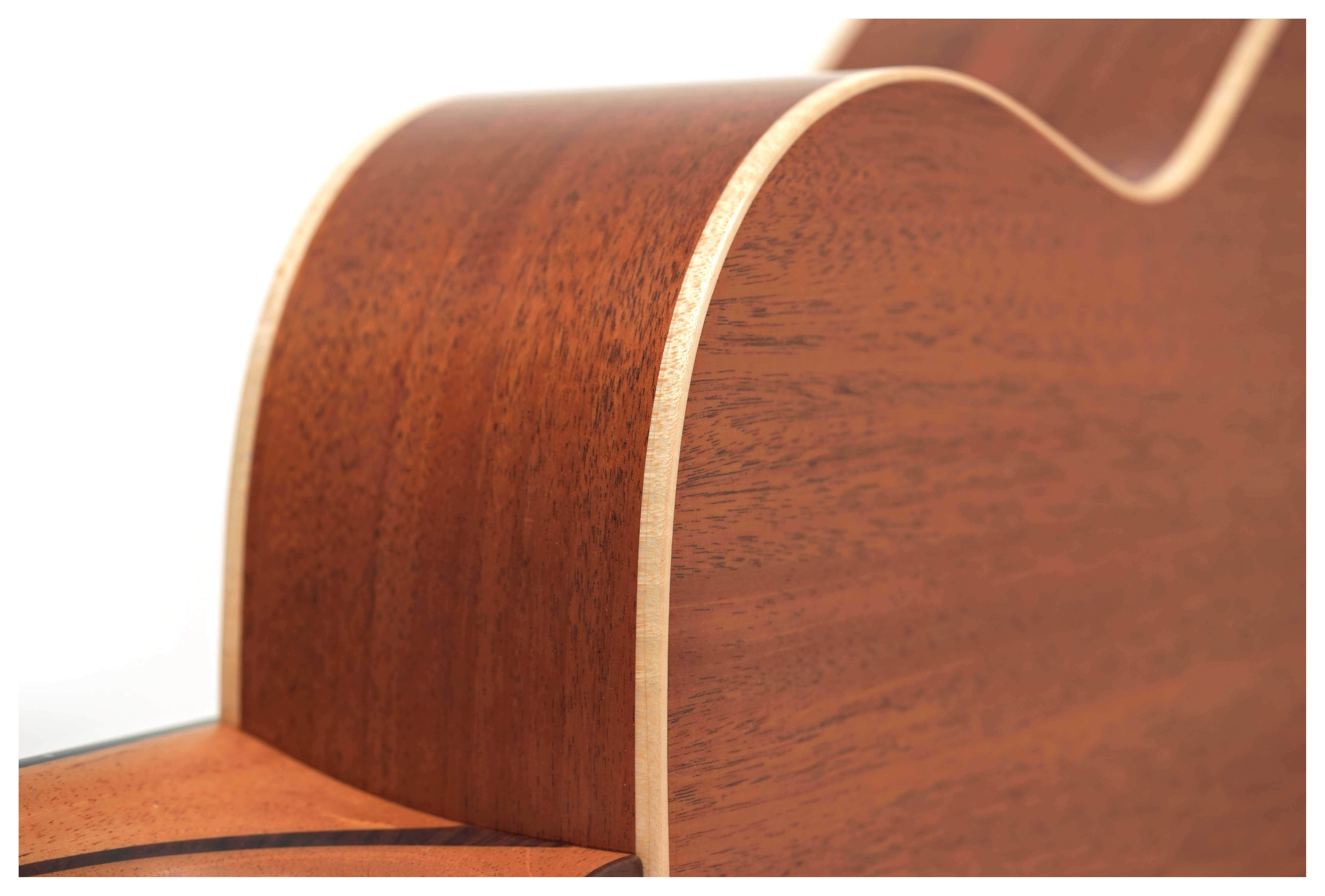 Lowden O22 Mahogany/Red Cedar #29338